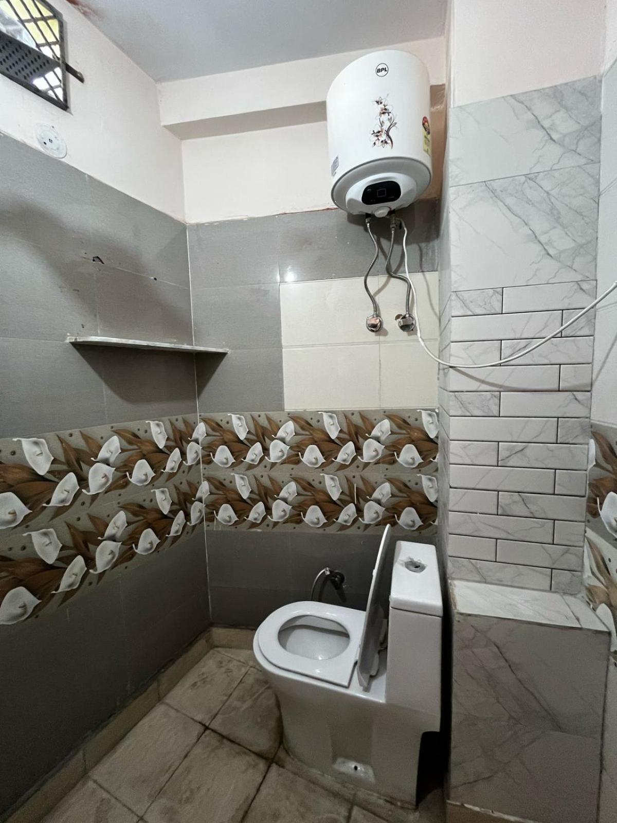 Hotel The Tree House Nueva Delhi Exterior foto